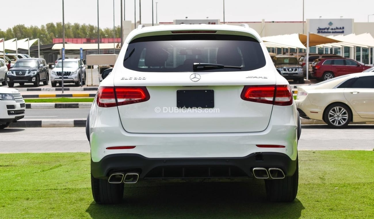 مرسيدس بنز GLC 300 AMG