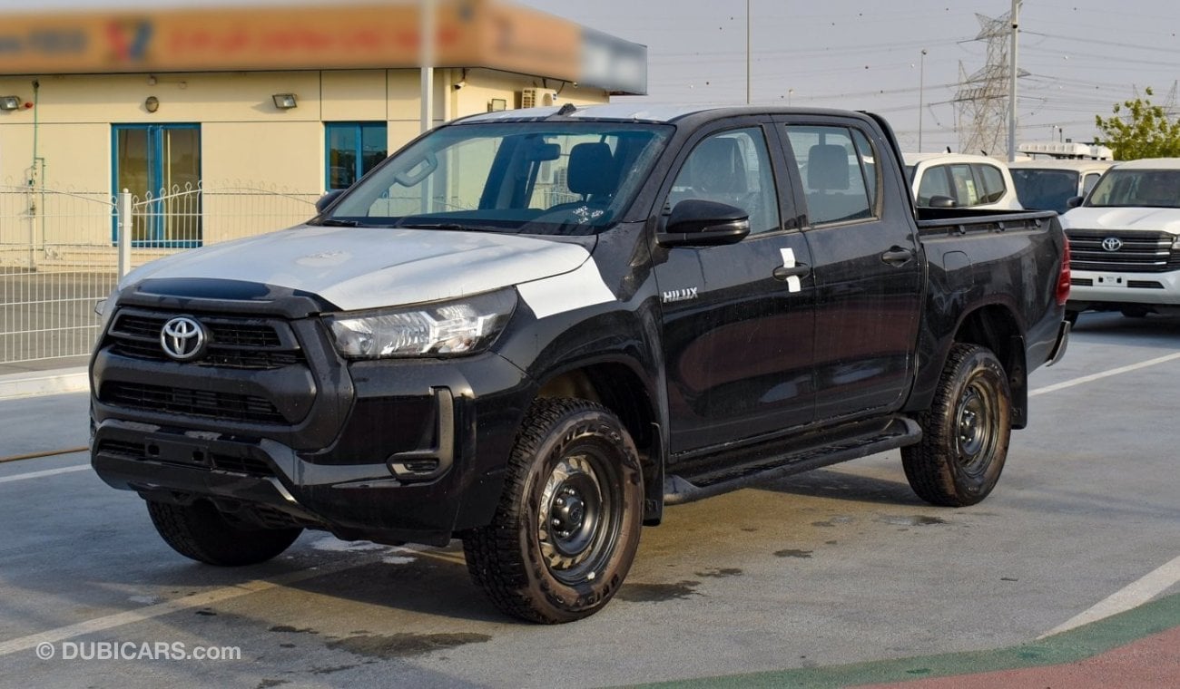 Toyota Hilux 2.4l - Manual transmission - Wide Body - Central Lock - Power Windows -