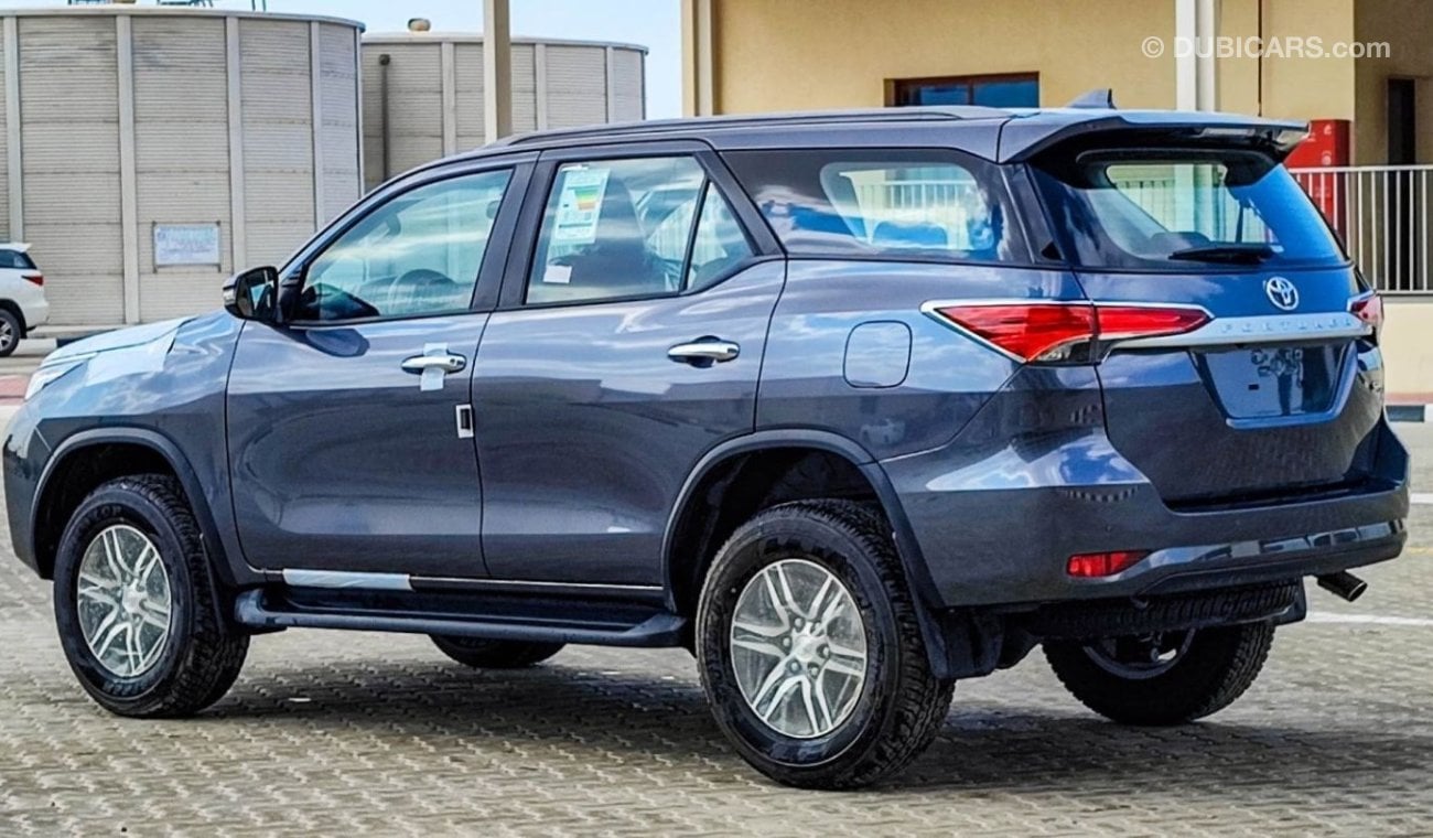 تويوتا فورتونر FORTUNER SR5 2.7L V4 PETROL