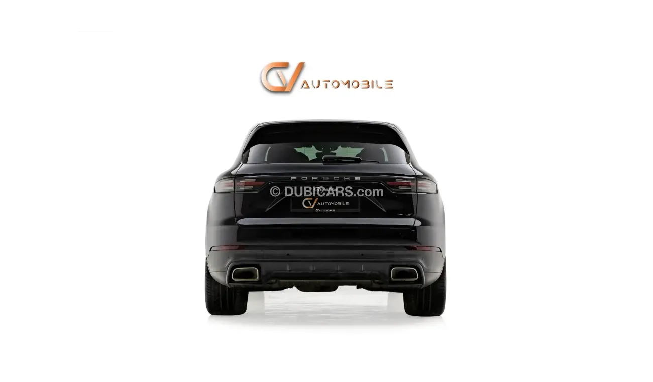 Porsche Cayenne Std US Spec