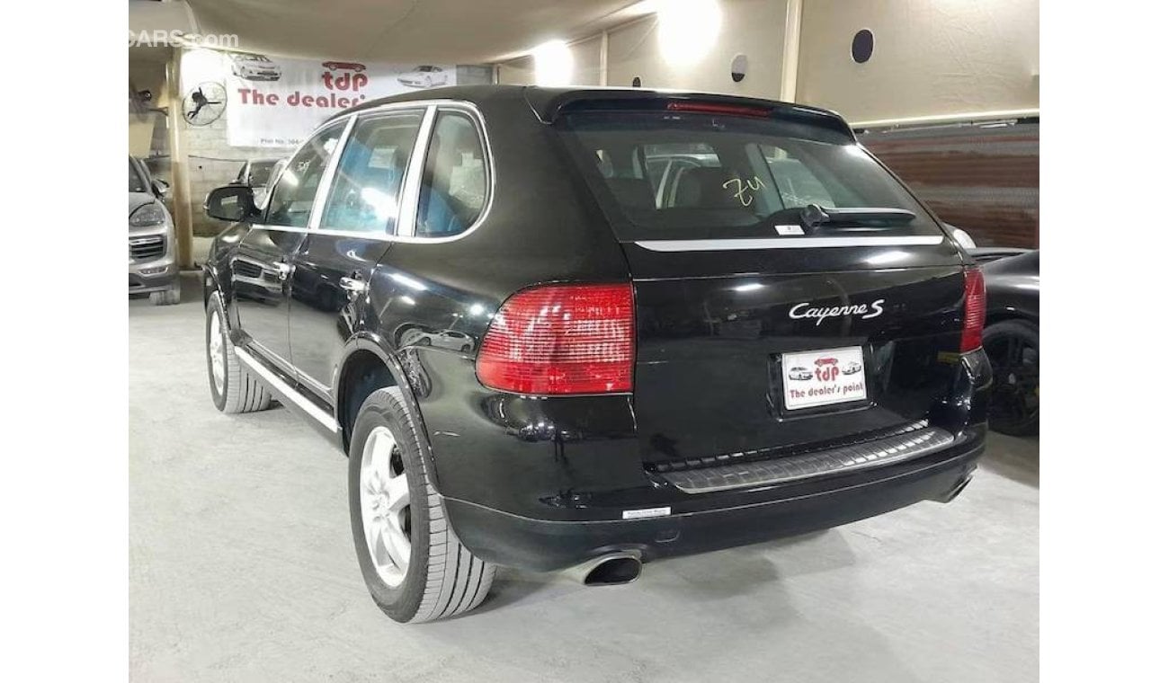 بورش كايان أس PORSCHE CAYENNE S 4.5L 2005 WITH LEATHER SEATS, T.V NAVIGATION, DRIVE RECORDER AND MUCH MORE...