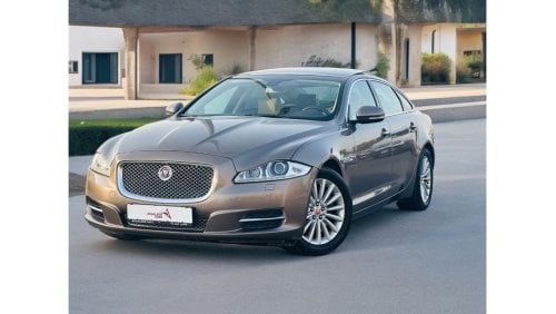 Jaguar XJ AED 980 PM | JAGUAR XJL  LUXURY | FULL AGENCY MAINTAINED | GCC SPECS | FIRST OWNER