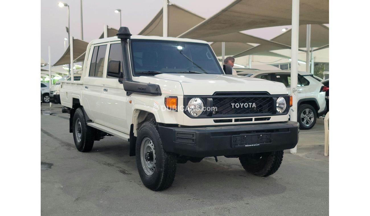 Toyota Land Cruiser Pick Up