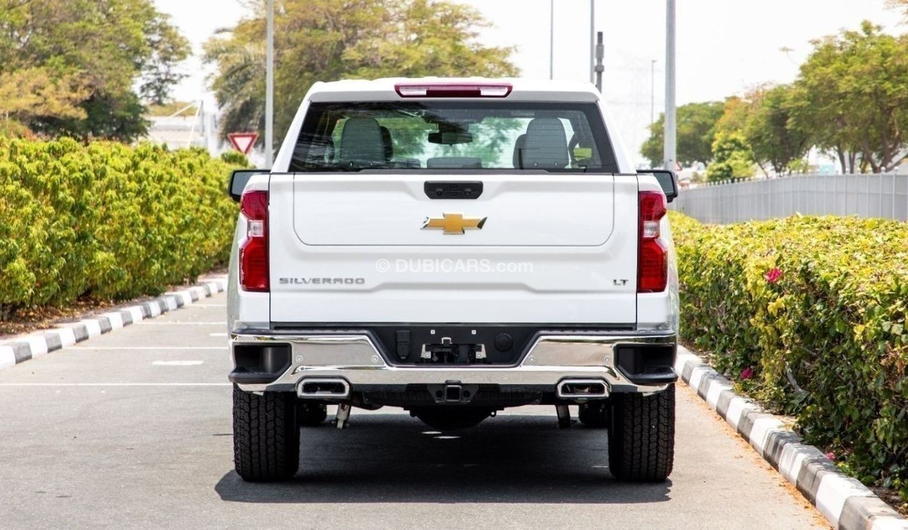 شيفروليه سيلفارادو LT Z71 4WD Crew Cab. GCC. 3 Years Warranty. Local Registration +5%