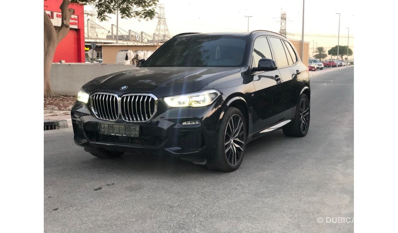 BMW X5 50i M Sport GCC SPEC NEAT AND CLEAN LESS KILOMETER