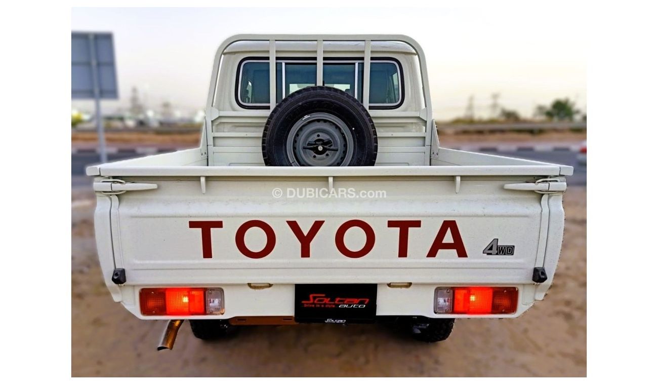 تويوتا لاند كروزر بيك آب Toyota land Cruiser pickup Double cabin Diesel  4.2L 6V M/T 4*4 basic 2024