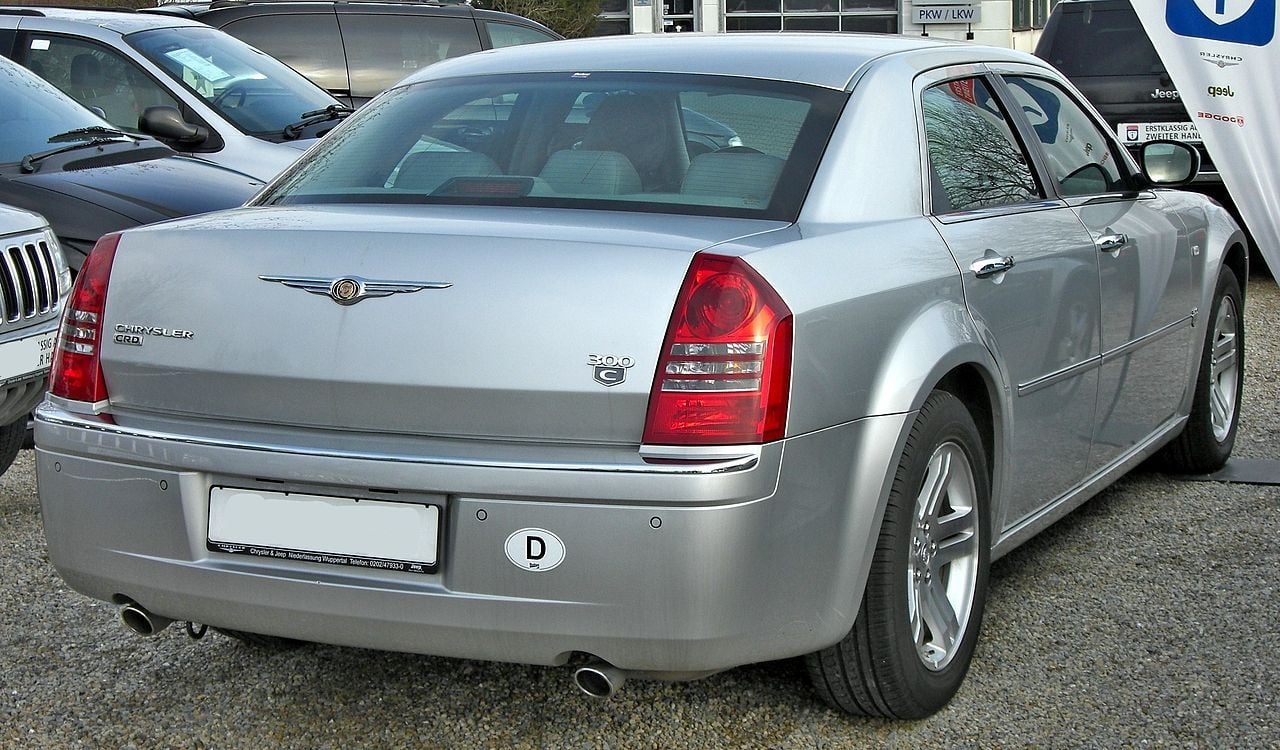 Chrysler 300C exterior - Rear Left Angled