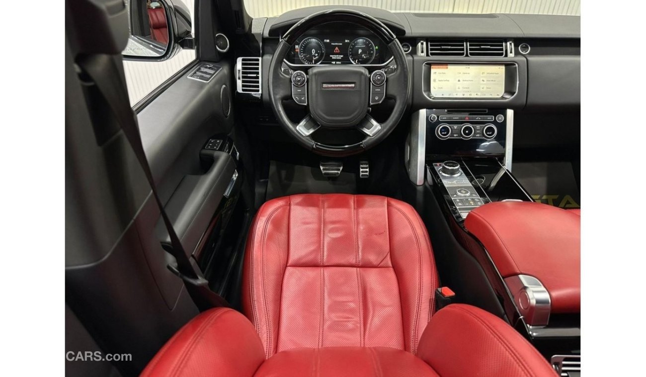 Land Rover Range Rover Vogue SE Supercharged 2017 Range Rover Vogue SE Supercharged, Warranty, Service History, Fully Loaded, GCC