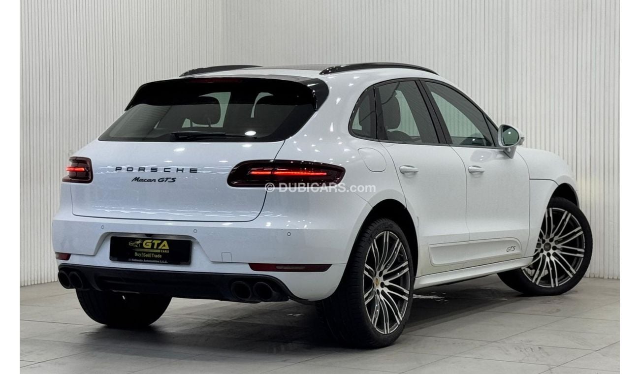 بورش ماكان GTS 3.0L (360 HP) 2017 Porsche Macan GTS, Service History, Fully Loaded, Carbon Fiber Package, GCC