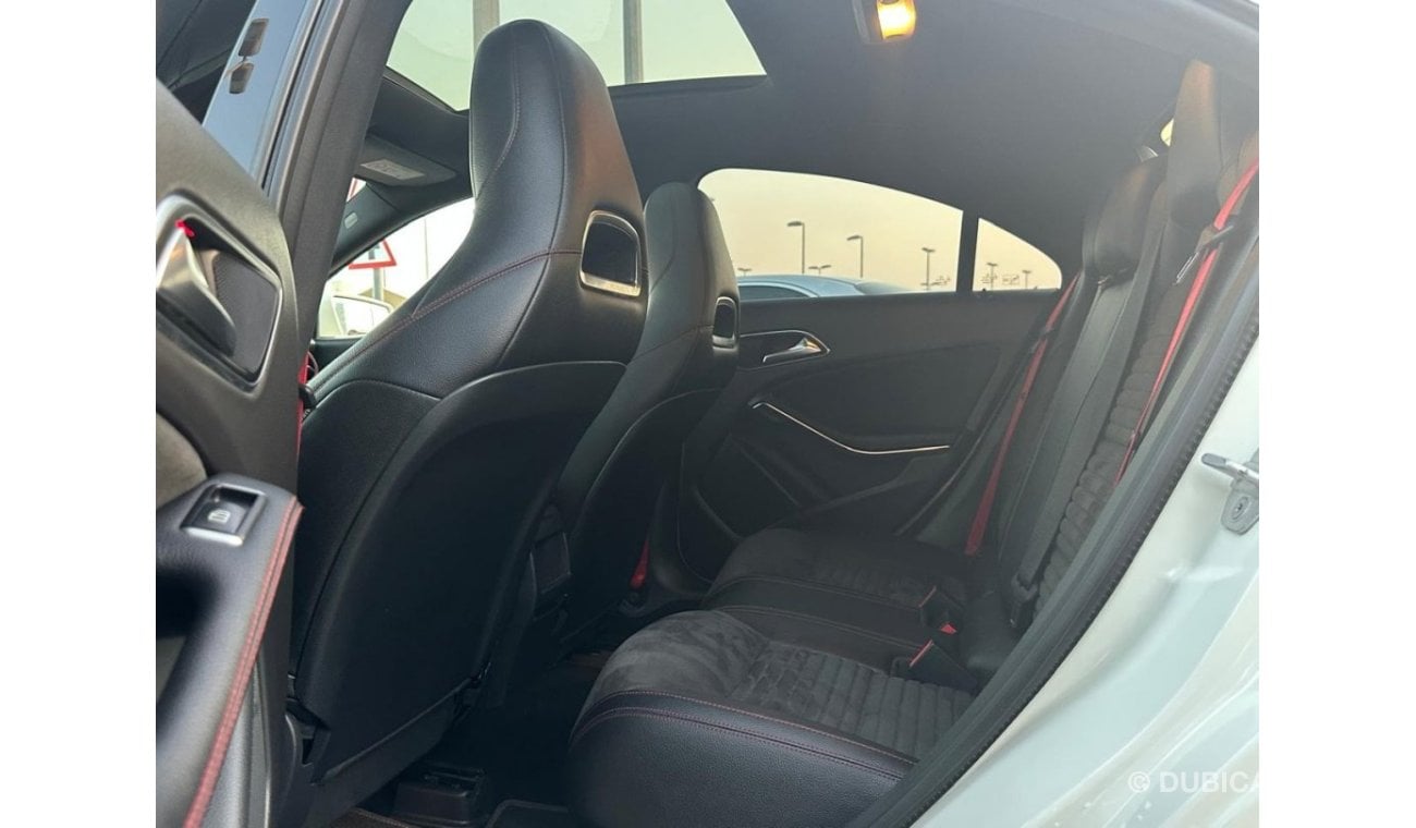 مرسيدس بنز 250 Sport Mercedes CLA 250_Gcc_2018_Excellent_Condition _Full option