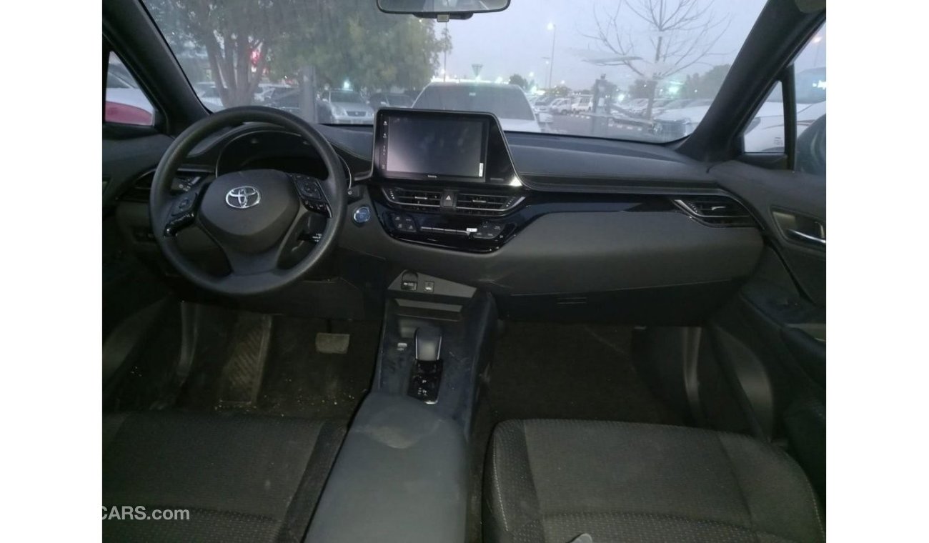 تويوتا Izoa TOYOTA IZOA BASIC (ELECTRIC) 2021