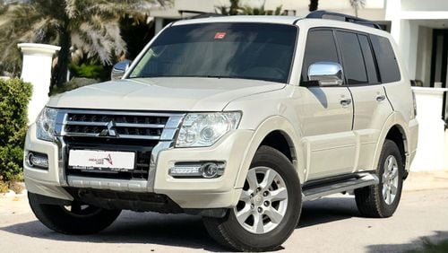 Mitsubishi Pajero GLS 3.5L (186 HP) (7 Seater)