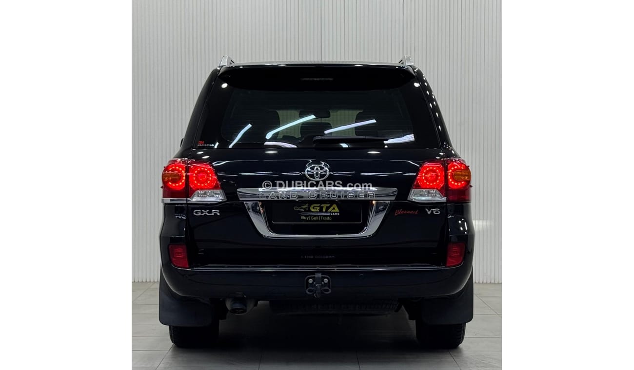 تويوتا لاند كروزر GXR 4.0L (271 HP) AWD 2014 Toyota Land Cruiser GXR V6, Service History, Excellent Condiiton, 8 Seate