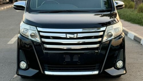 تويوتا نواه TOYOTA NOAH 2.0 L BLACK 2014 (RIGHT HAND)