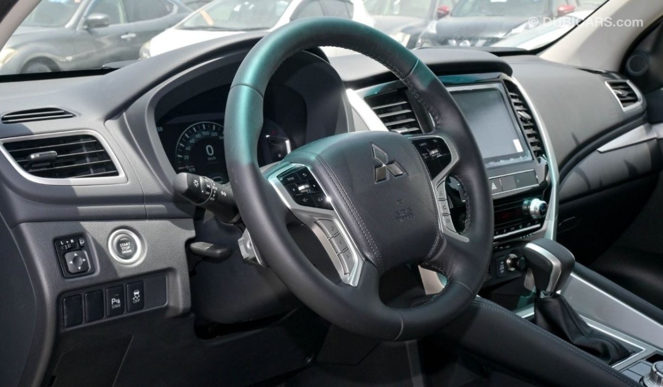 ميتسوبيشي مونتيرو Brand New Mitsubishi Montero GLS Sport Prime Edition 3.0L Petrol |Grey/Black| 2023