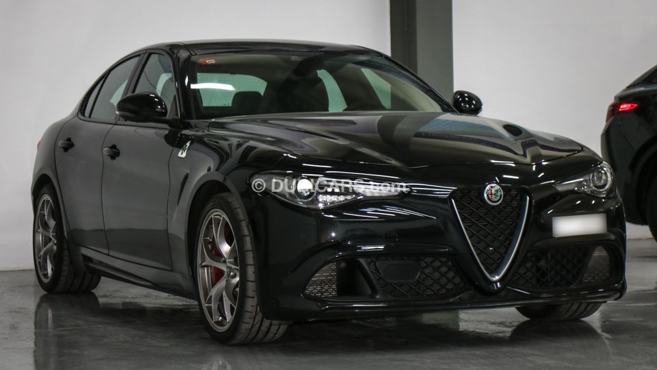 Alfa romeo black