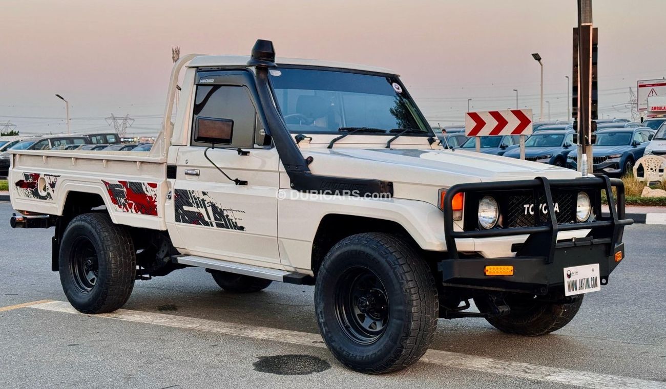 تويوتا لاند كروزر بيك آب SINGLE CABIN | RHD | 1990 | 4.0L DIESEL ENGINE | MAUNAL TRANSMISSION | AIR SNORKEL