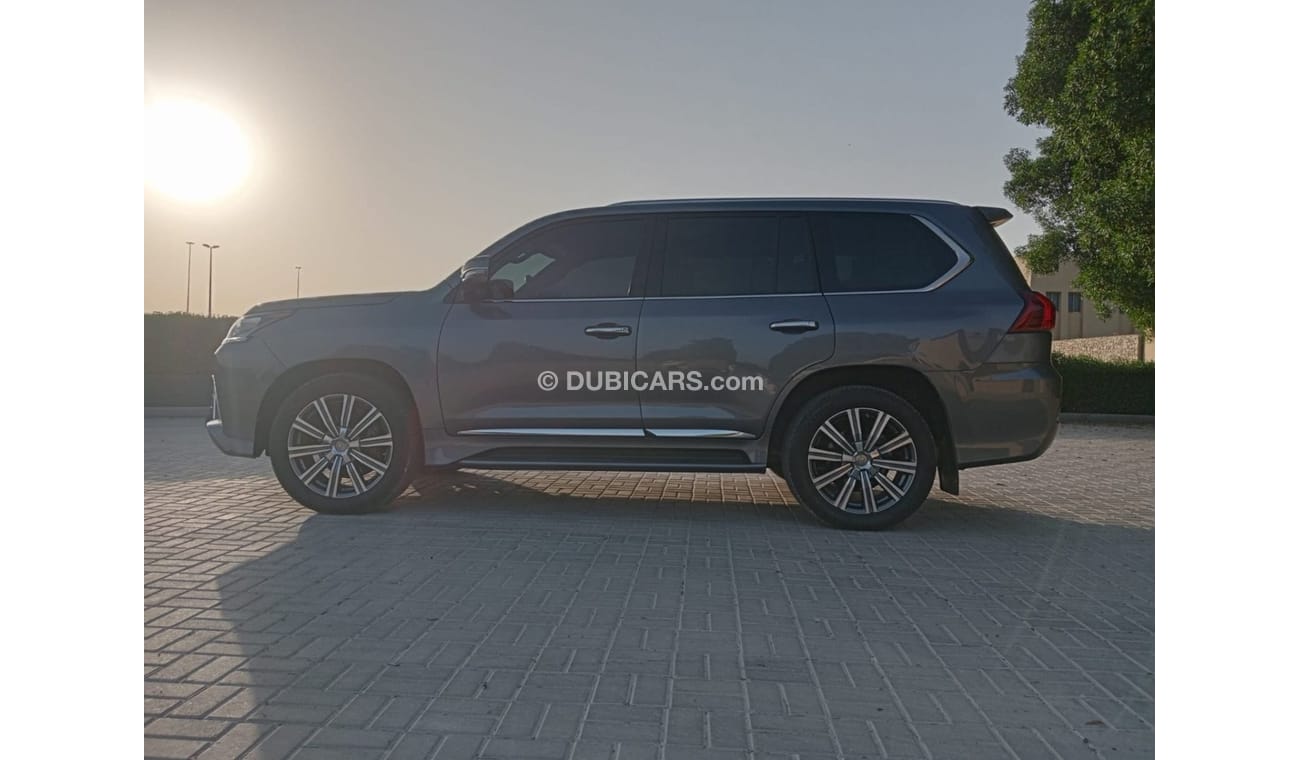 Lexus LX570 Premium Plus GCC full option