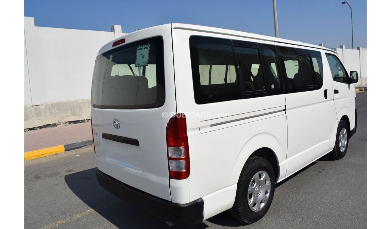 Toyota Hiace Toyota Hiace Bus 13 seater, model:2012. Excellent condition