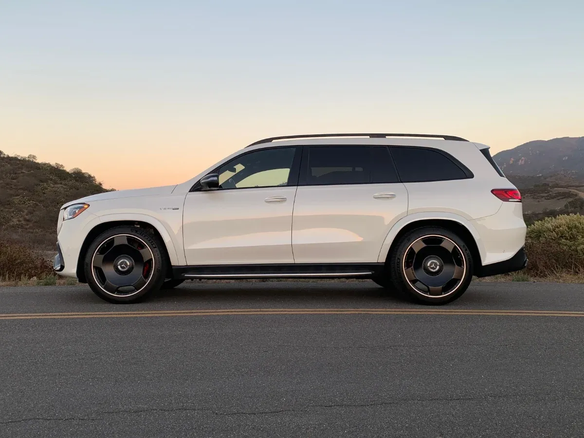 Mercedes-Benz GLS 450 exterior - Side Profile