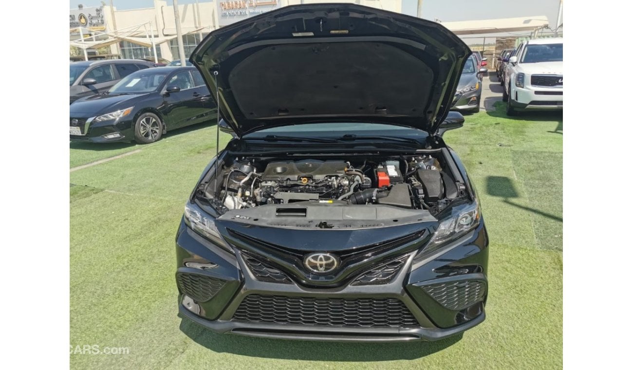 تويوتا كامري 2021 Toyota Camry SE (XV70), 4dr sedan, 2.5L 4cyl Petrol, Automatic, Front Wheel Drive