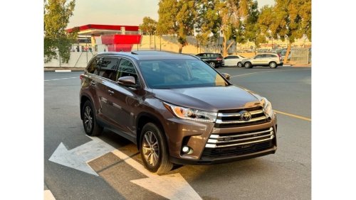 Toyota Highlander 2019 XLE LIMITED AWD SUNROOF 2 KEYS USA IMPORTED