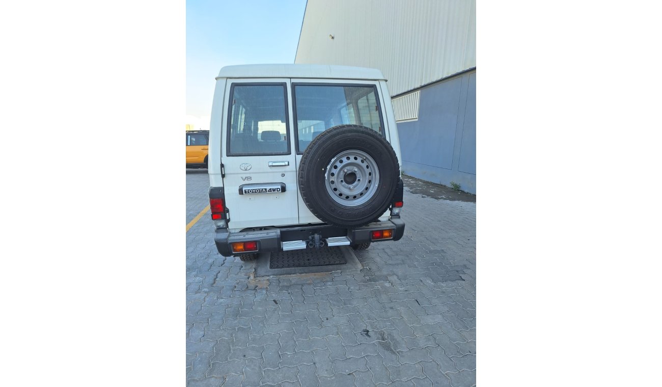 Toyota Land Cruiser Hard Top MY 2024 DIESEL FULL OPTION WITH DIFFLOCK, DVD,STEERING WHEEL CONTROL