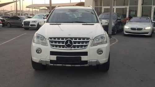 Mercedes-Benz ML 350 Mercedes Benz ML350 model 2011 GCC car prefect condition full option low mileage