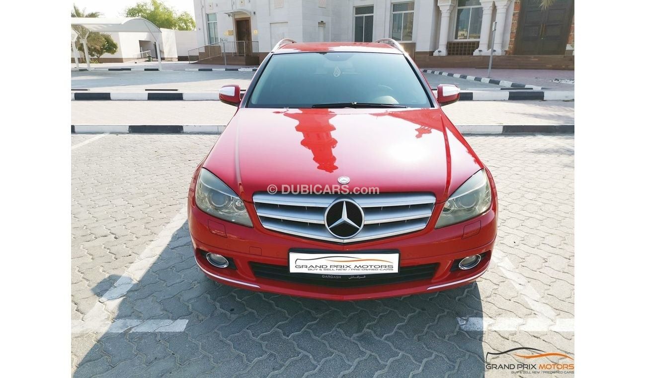 مرسيدس بنز C200 Mercedes C200 Elegance Station Wagon V4 2.0L GCC 2009 Model In Perfect Condition