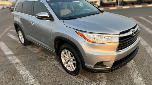 Toyota Highlander 2014 TOYIOTA HIGHLANDER LE //  REAR CAMERA // CRUISE CONTROL //  LEATHER SEATS