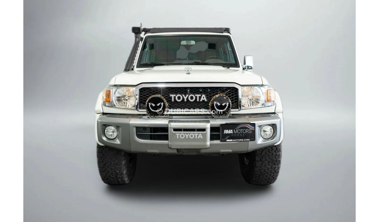 Toyota Land Cruiser Pick Up Overland / Arctic Trucks Kit