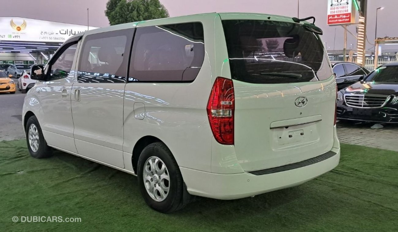 Hyundai H1 Starex