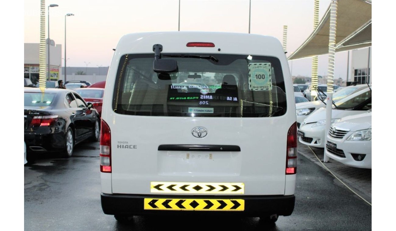 Toyota Hiace MID ROOF