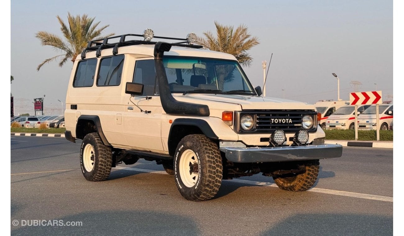 Toyota Land Cruiser Hard Top HARDTOP | ROOF RACK  | 4.2L MANUAL DIESEL ENGINE | 4 X 4 | AIR SNORKEL