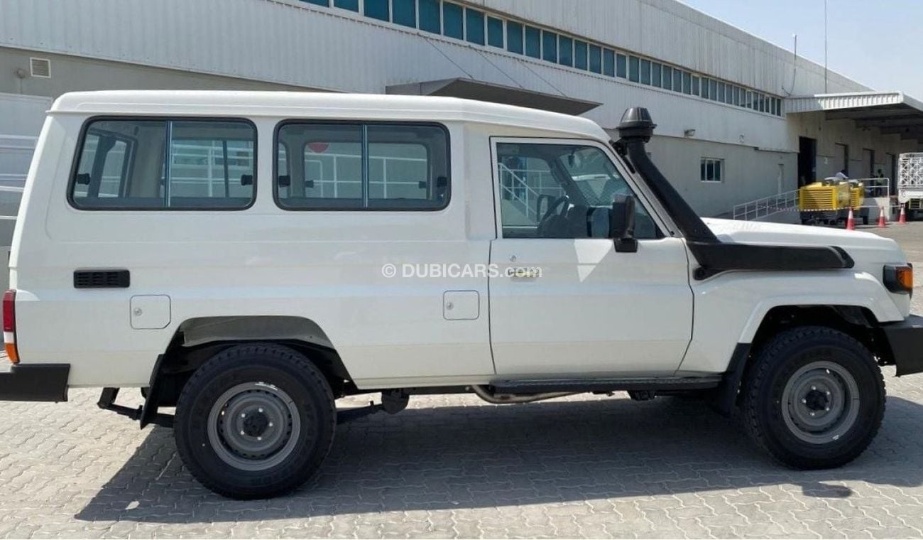 Toyota Land Cruiser Hard Top TOYOTA LC HZJ 78 4.2L MT DSL – HARD TOP