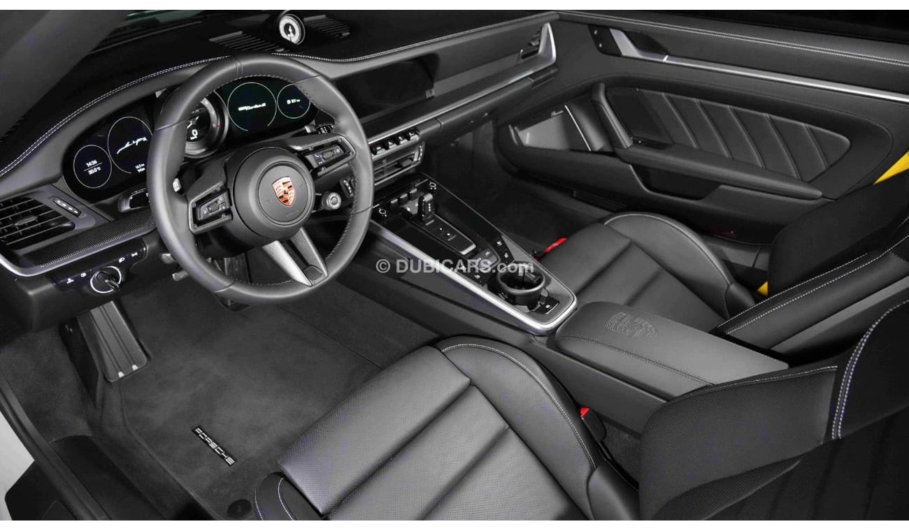 بورش 911 Cabriolet | Brand New | 2024 | Crayon | Interior Black