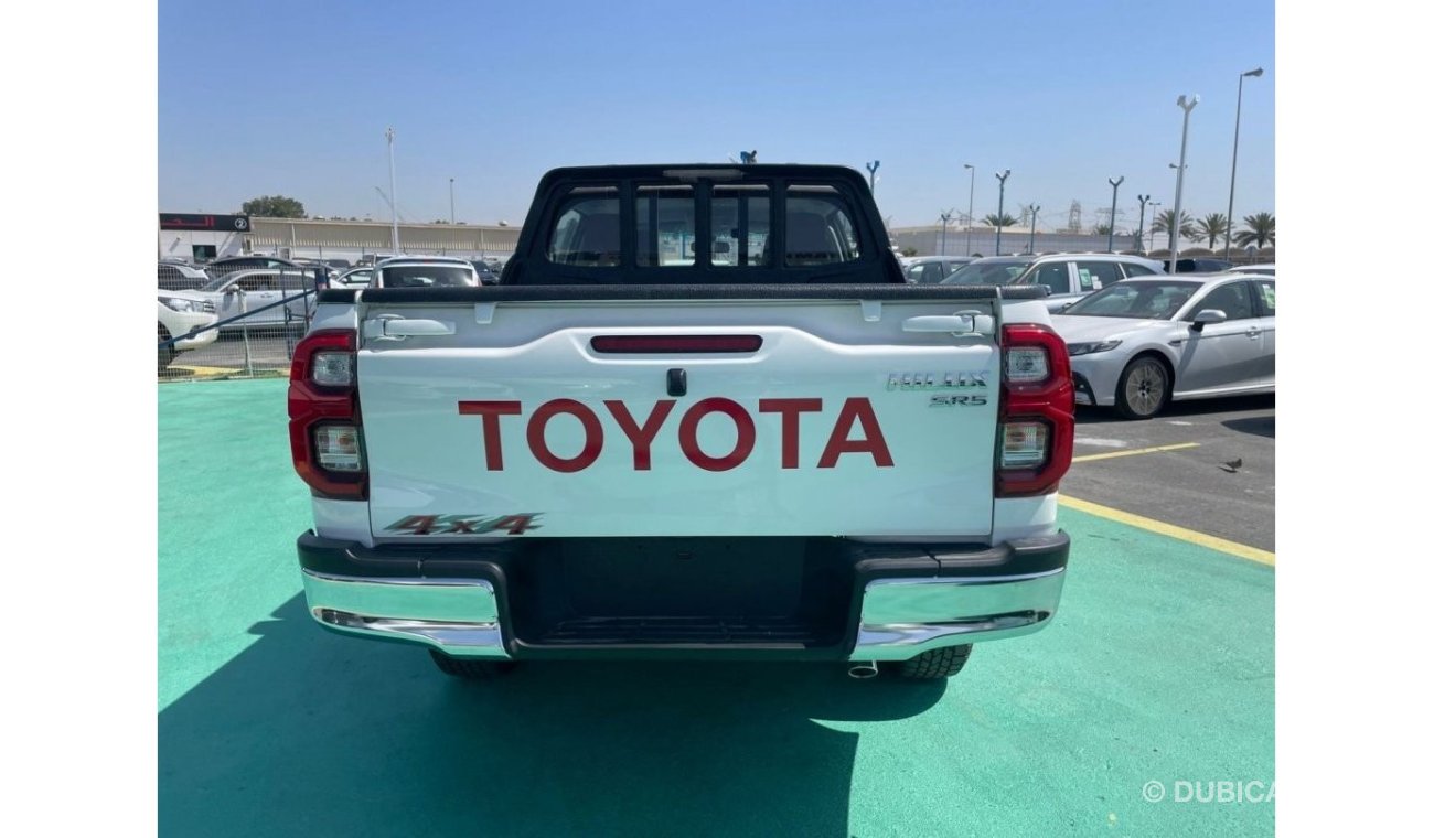 تويوتا هيلوكس 2024 TOYOTA HILUX 2.7L petrol  automatic  4x4 full option   with bush start