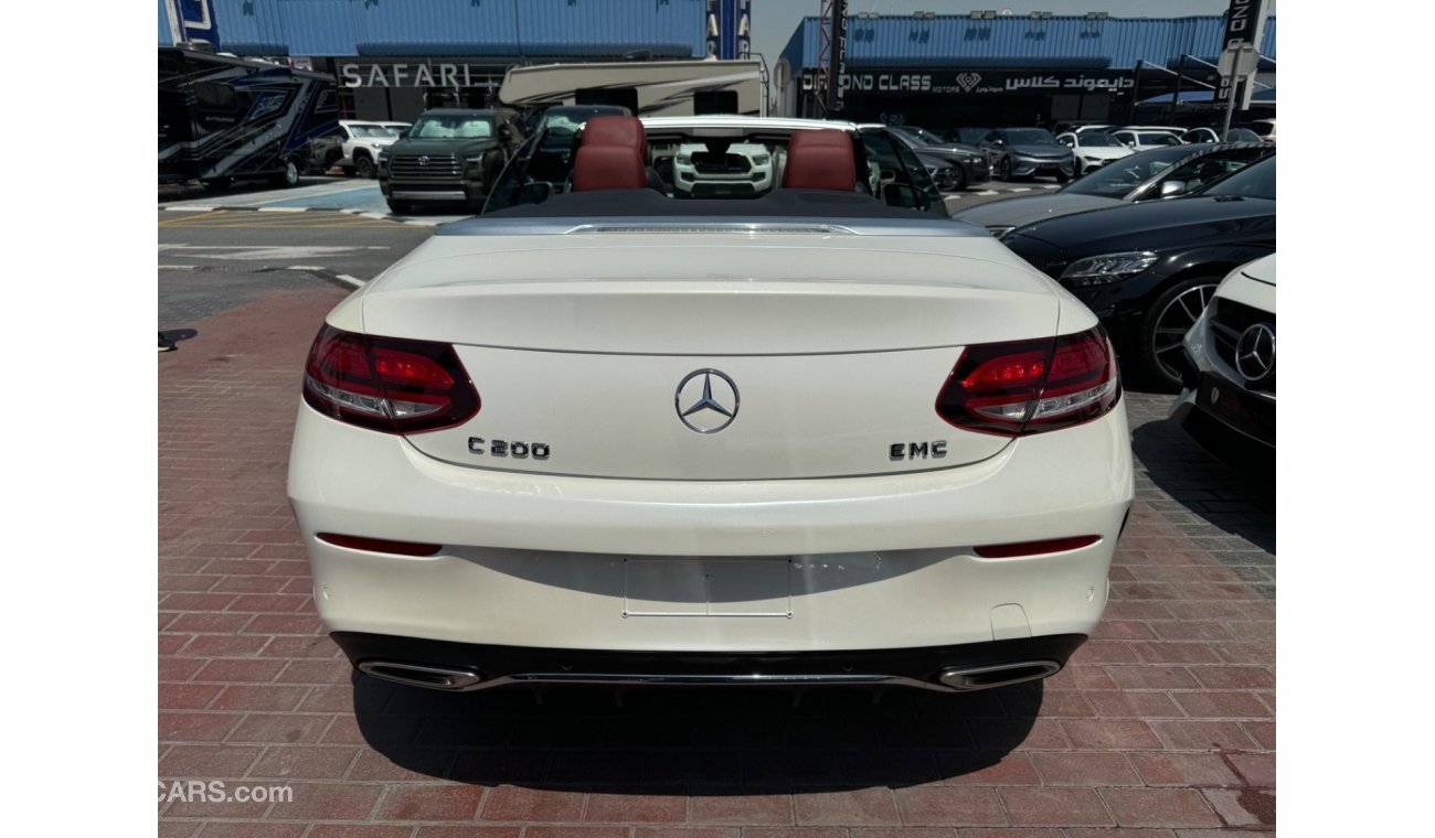 Mercedes-Benz C200 Premium Gcc