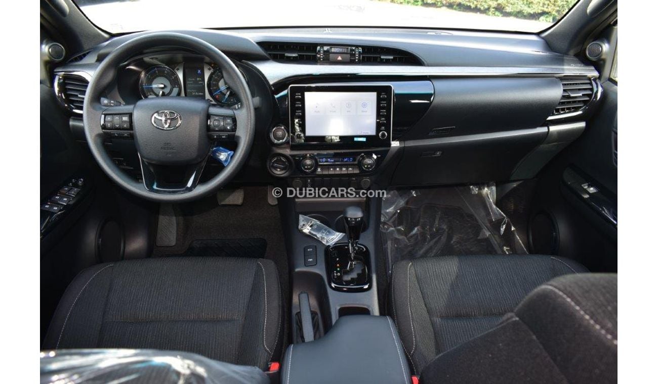 Toyota Hilux DOUBLE CAB PICKUP ADVENTURE 2.8L DIESEL AT