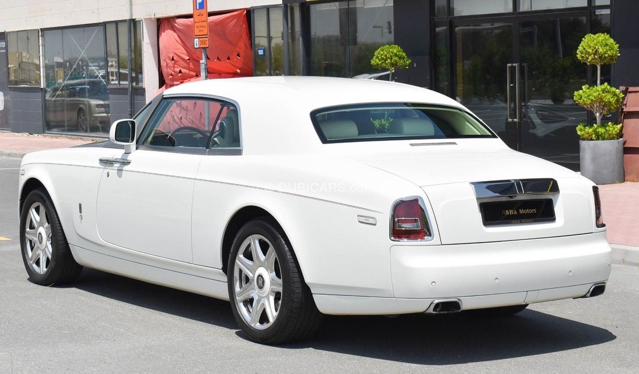 Rolls-Royce Phantom Std Coupe 2016 - GCC - Fully Loaded - Very Low Mileage