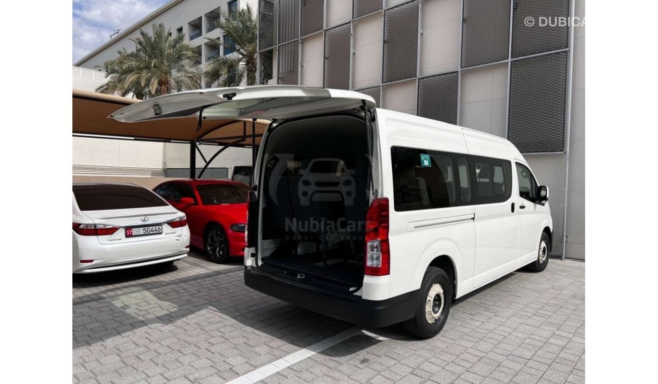 تويوتا هاياس 2025 Toyota Hiace DX (Rear Heater) 13-Seater 3.5L V6 Petrol M/T RWD Only For Export