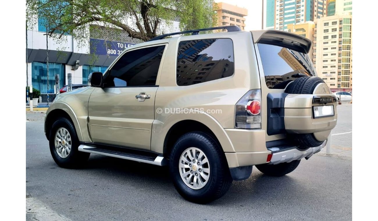 Mitsubishi Pajero PAJERO 2013 GCC 2 DOOR  LOW MILEAGE