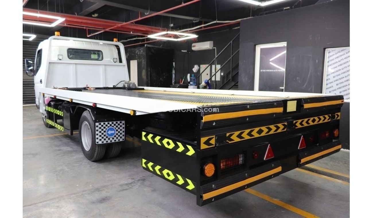 ميتسوبيشي كانتر 2024 MITSUBISHI CANTER 4 TON 4.2L DIESEL RECOVERY - EXPORT ONLY