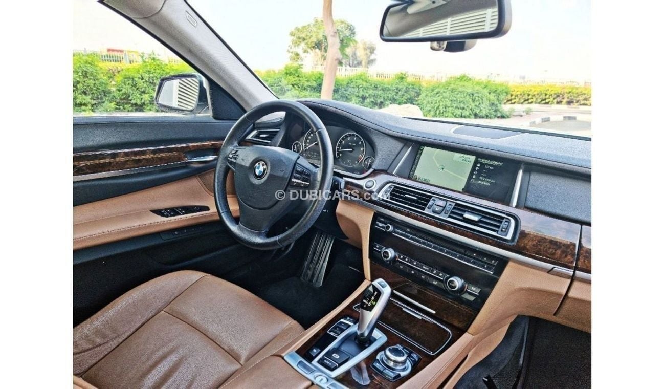 بي أم دبليو 740Li V6  GCC SPECS - EXCELLENT CONDITION