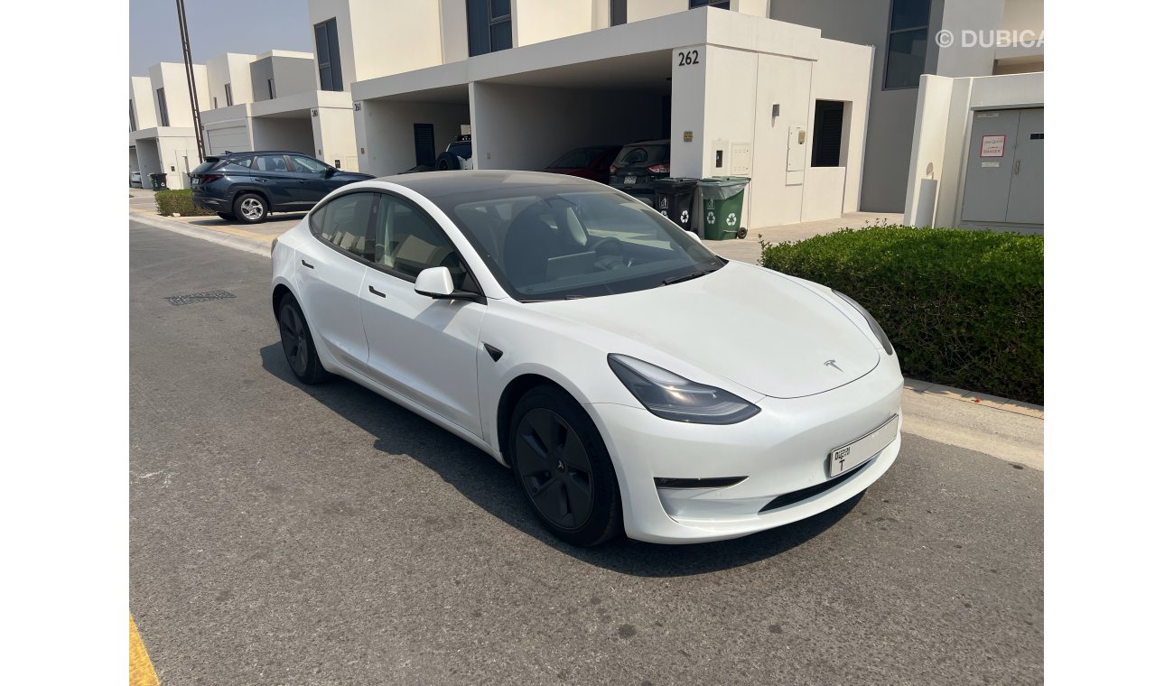 Used Tesla Model 3 Long Range 2021 for sale in Dubai - 553982