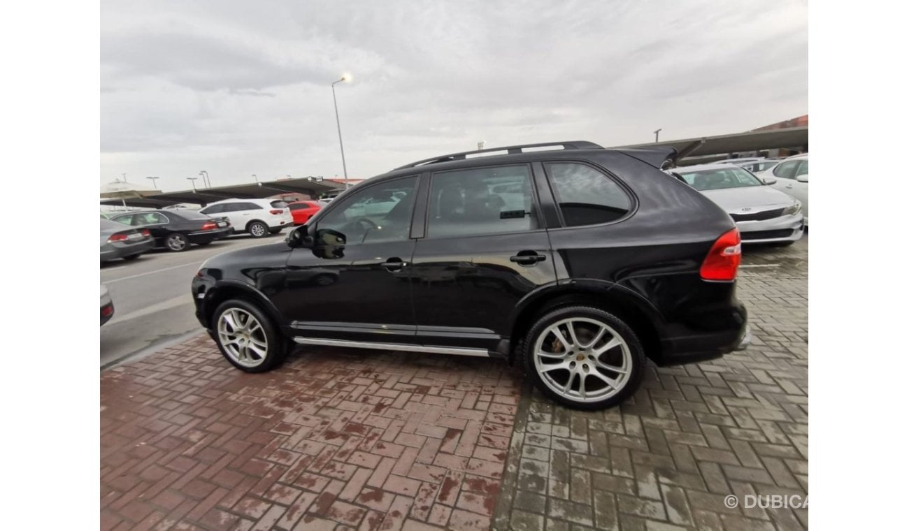 Porsche Cayenne In excellent condition and requires no expenses