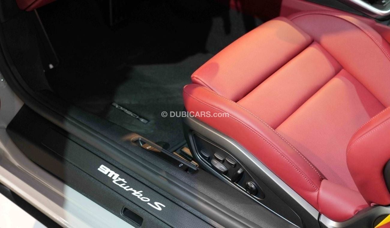 بورش 911 Cabriolet | Brand New | 2024 | Crayon | Interior Red Bordeaux