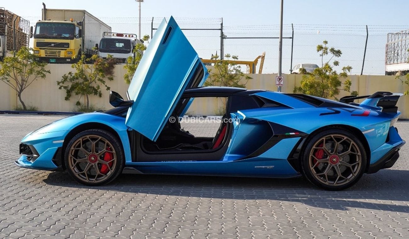 لامبورغيني أفينتادور 2021 - SVJ Roadster - 2,150KM Only - Sky Blue