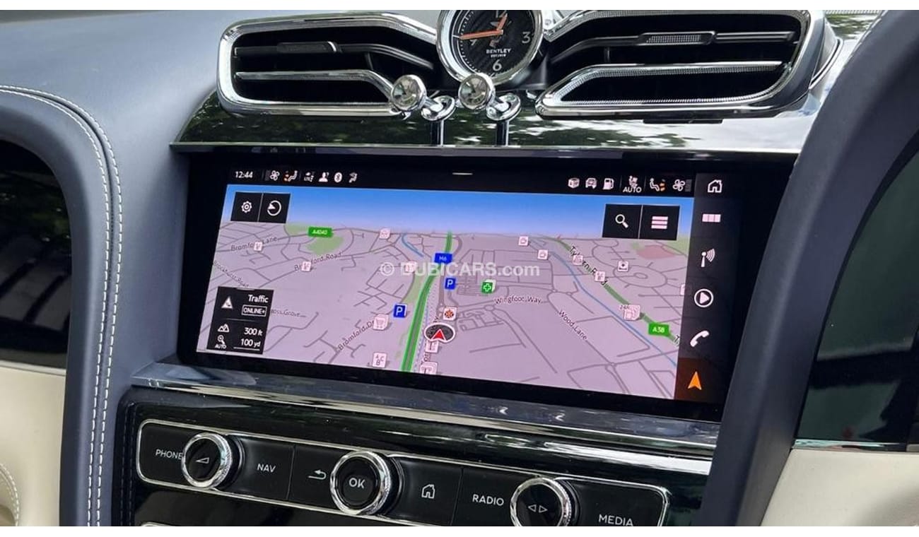 بنتلي بينتايجا V8 Azure 5dr Auto 4.0 RIGHT HAND DRIVE