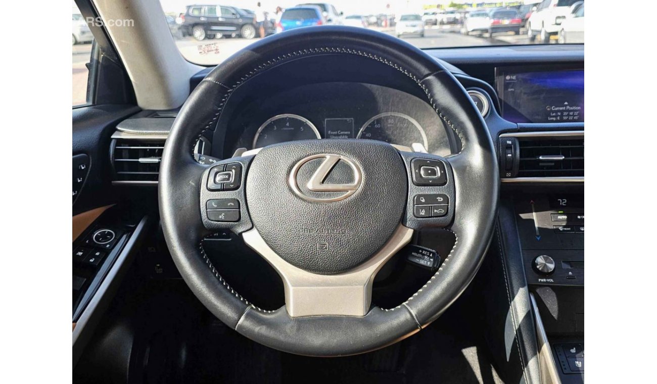 Lexus IS300 / LOW MILEAGE/ V6 AWD/ LOT#36496